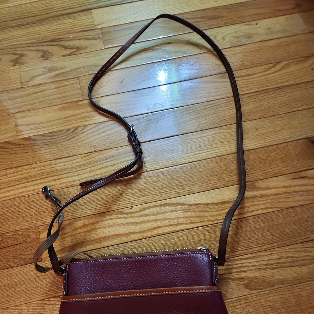 DOONEY BOURKE CROSSBODY HANDBAG - Picture 2 of 11
